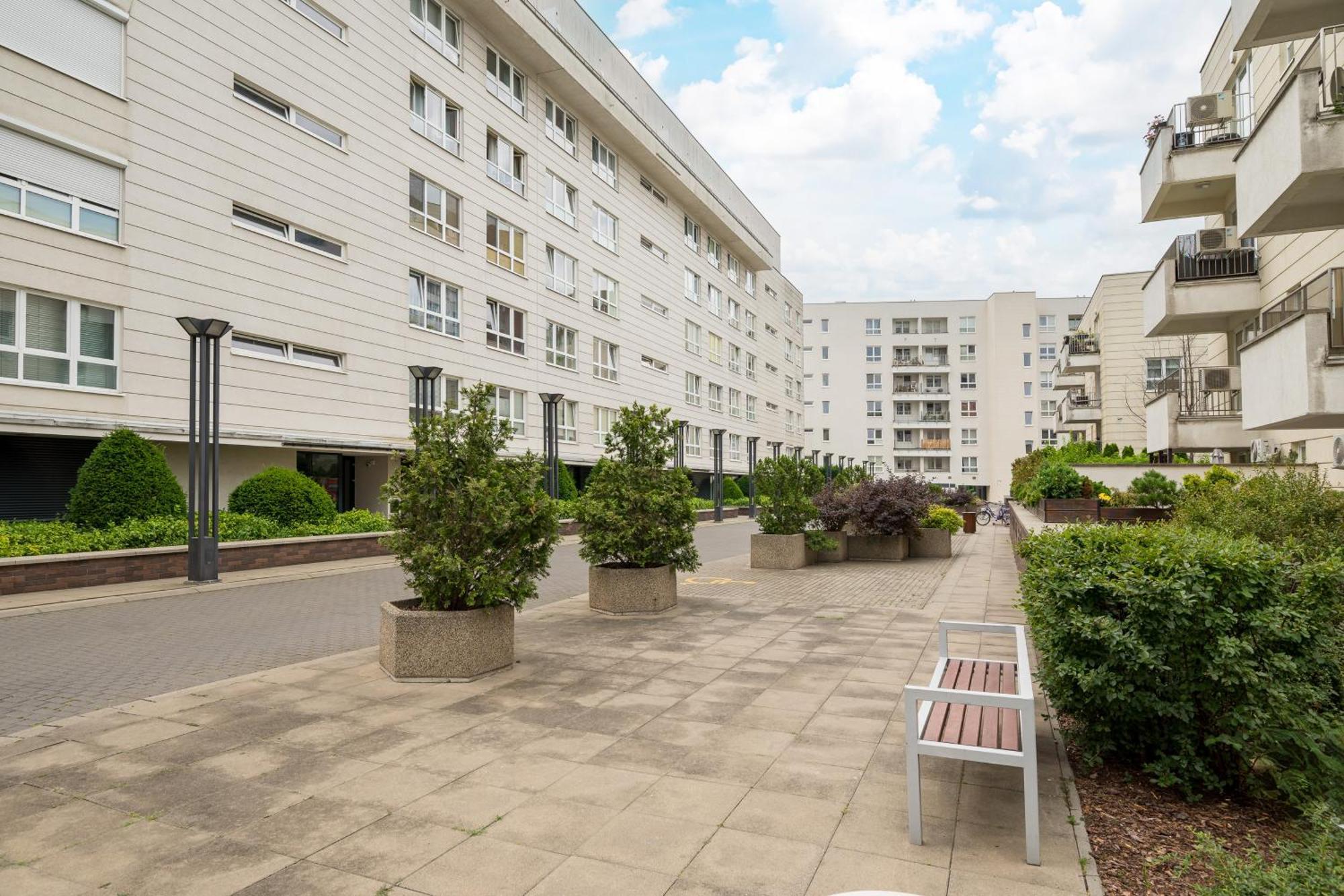 Stawki Pleasant Apartment ワルシャワ エクステリア 写真